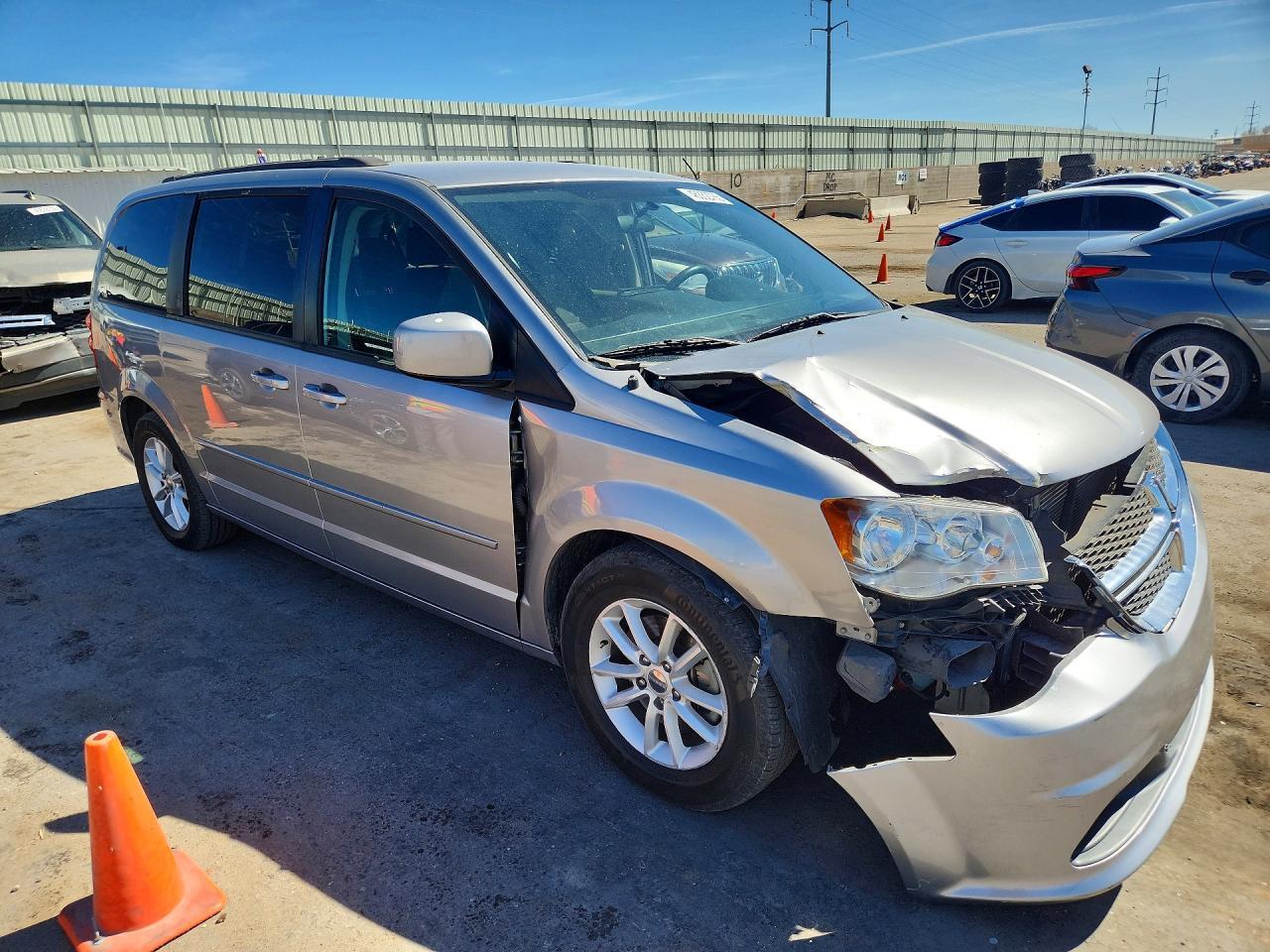 2016 Dodge Grand Caravan Sxt - Image 4