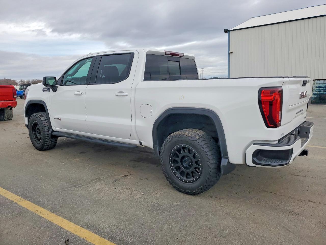 2023 GMC Sierra - Image 2