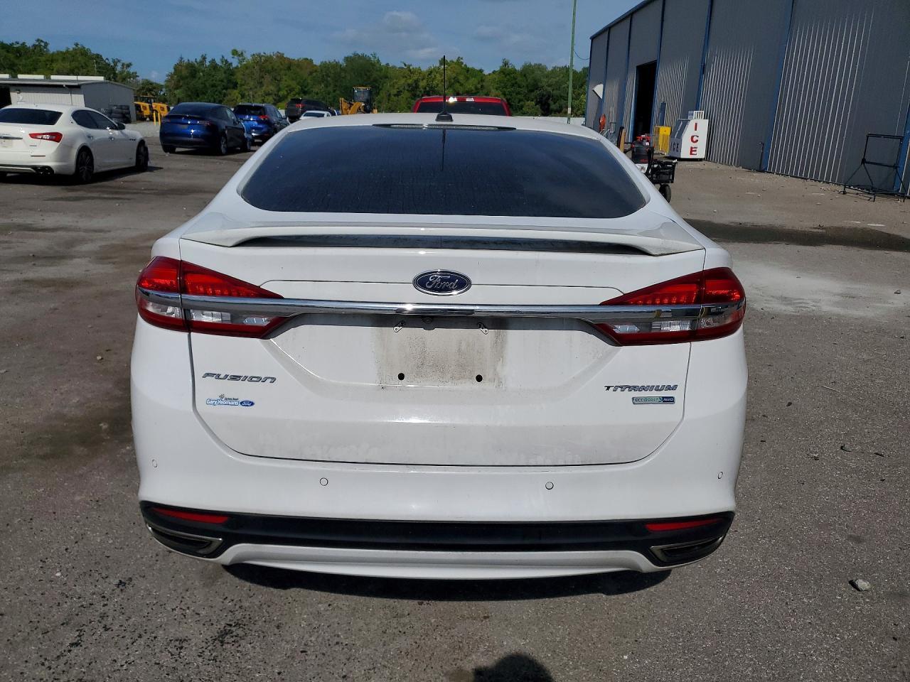 2018 Ford Fusion Titanium - Image 6