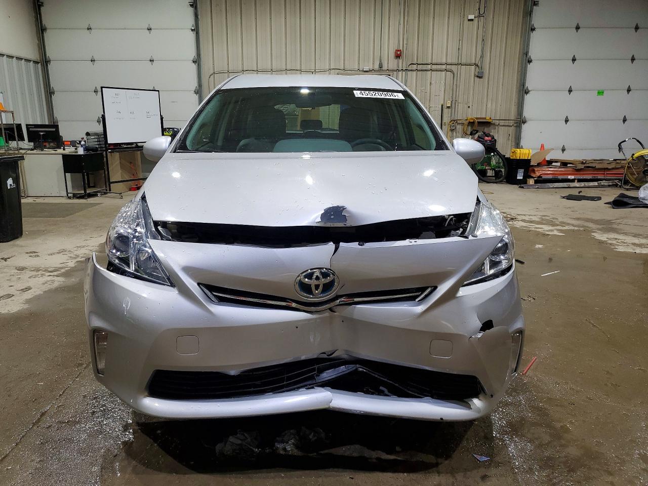 2012 Toyota Prius V Three - Фото 5