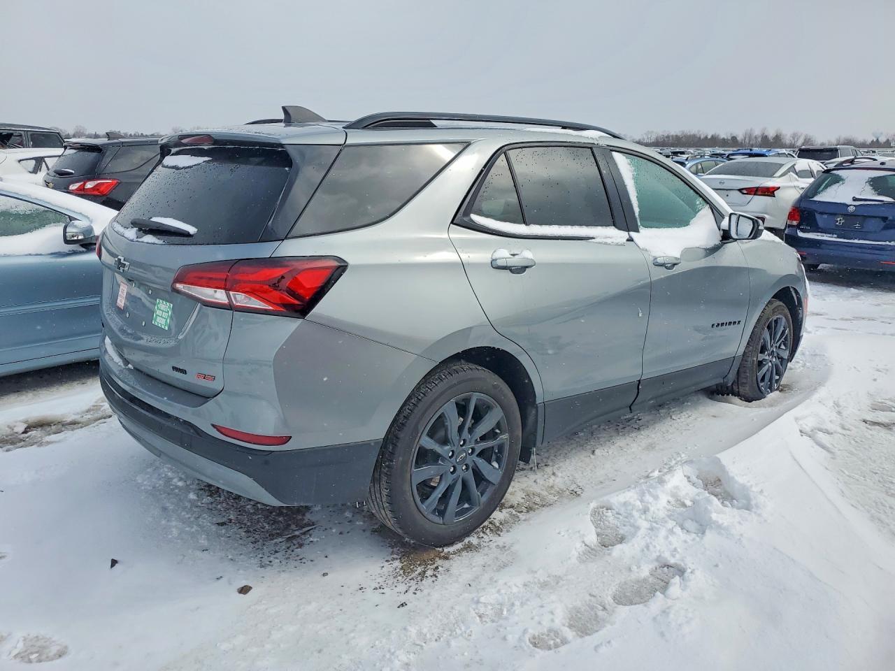 2024 Chevrolet Equinox Rs - Image 3