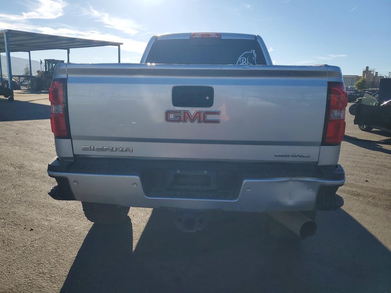 2018 GMC Sierra K2500 Denali - Фото 6