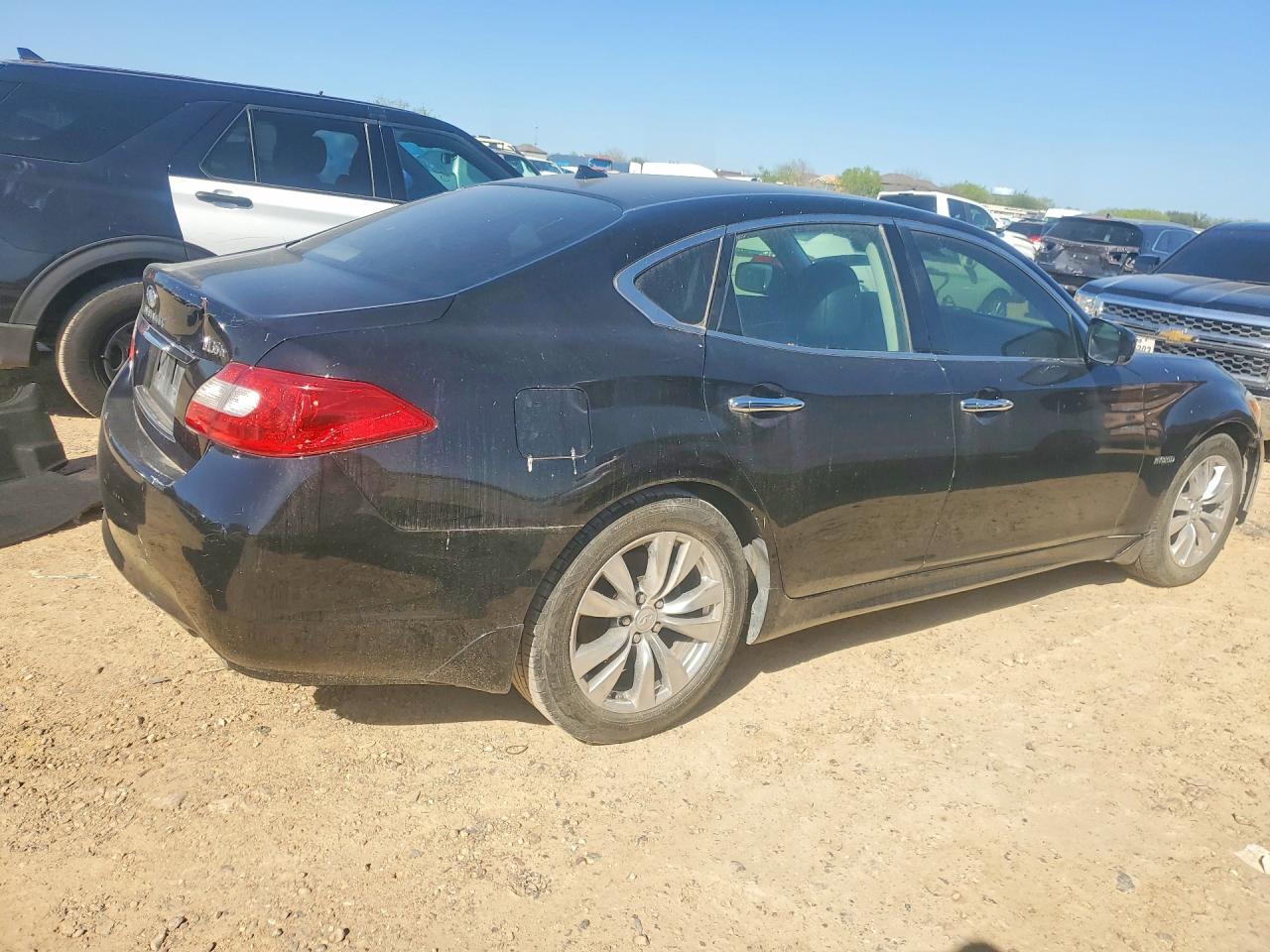 2012 Infiniti M35H Base - Фото 3