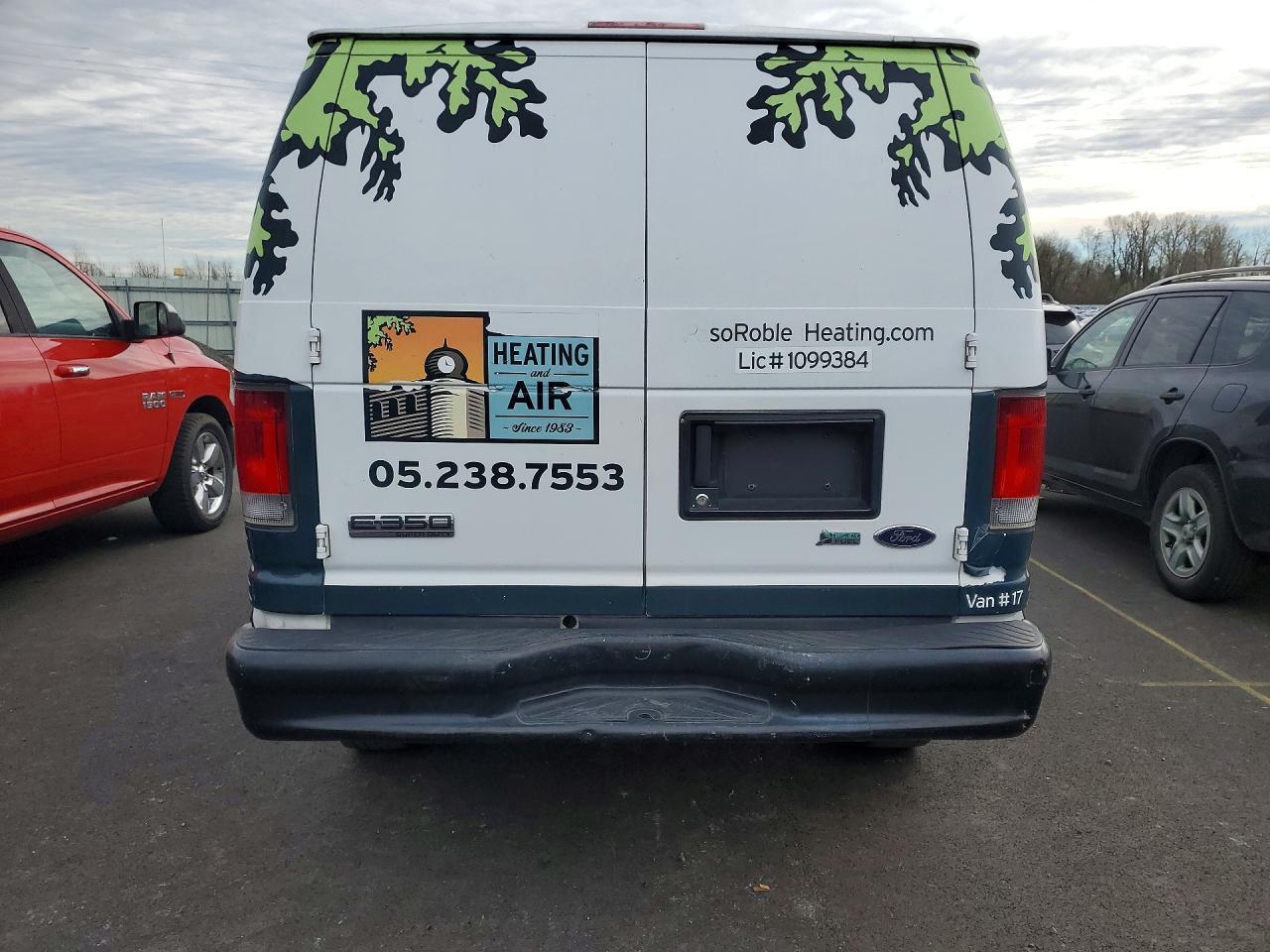 2010 Ford E350 Delivery Van - Фото 6
