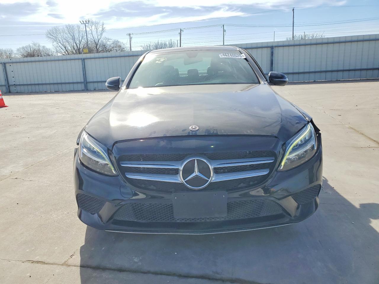 2021 Mercedes-Benz C 300 - Фото 5