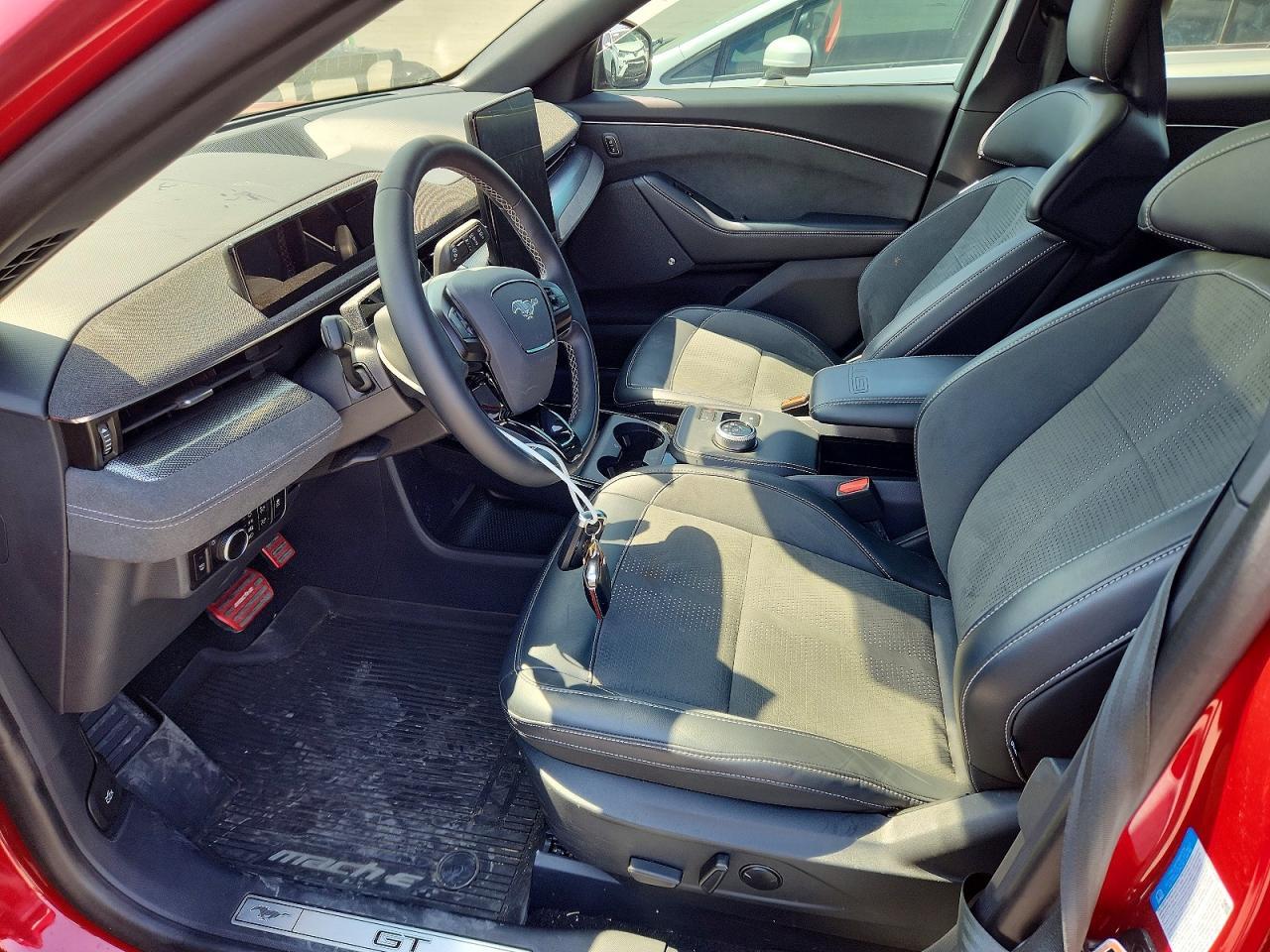 2023 Ford Mustang Mach-E Gt - Фото 7