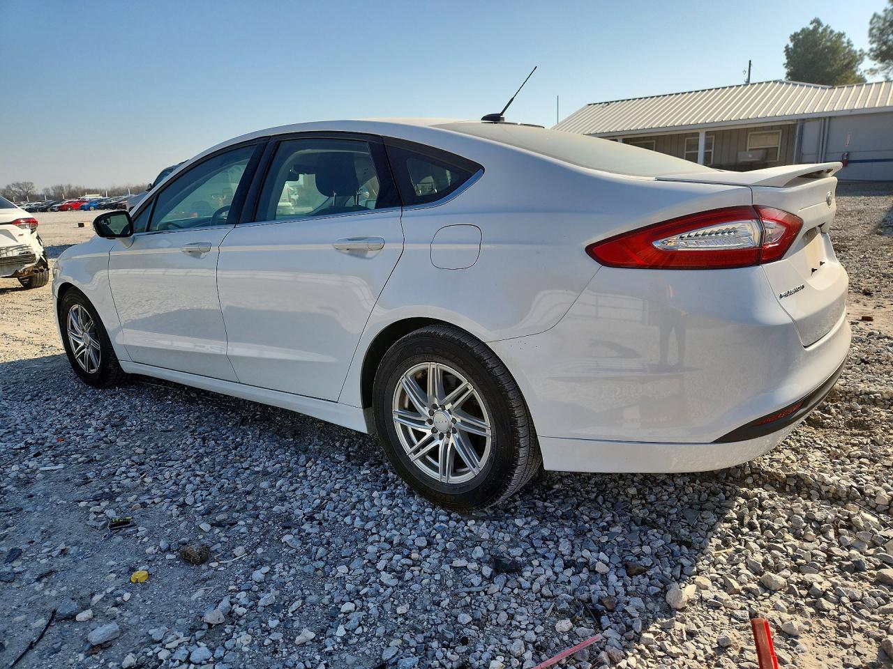 2015 Ford Fusion Se - Фото 2