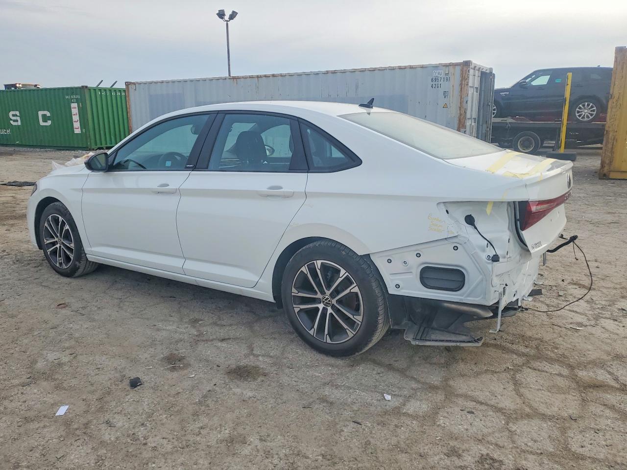 2025 Volkswagen Jetta Sport - Фото 2