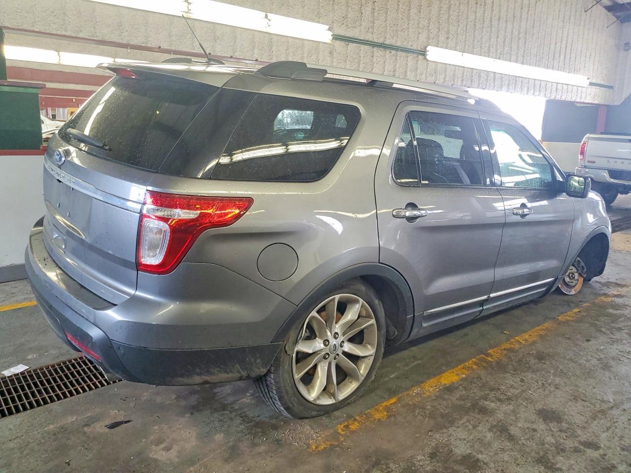 2011 Ford Explorer Limited - Image 3