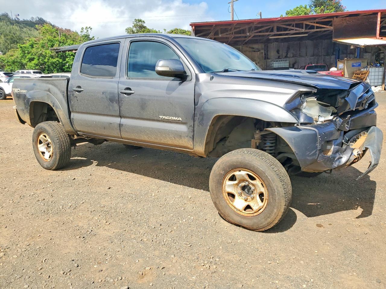 2015 Toyota Tacoma V6 - Фото 4