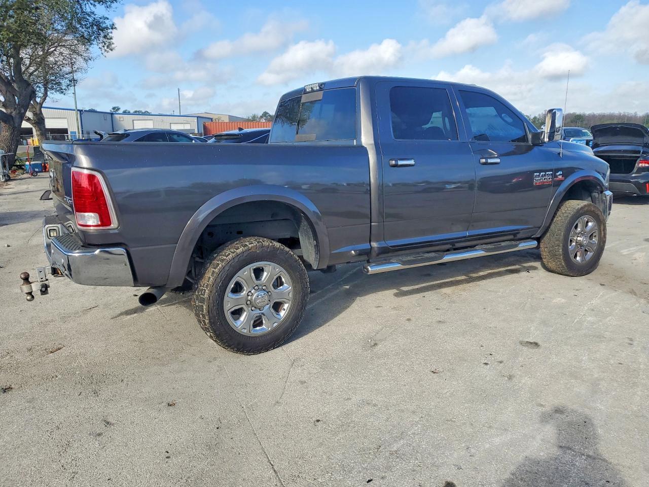 2018 Ram 2500 Laramie - Image 3