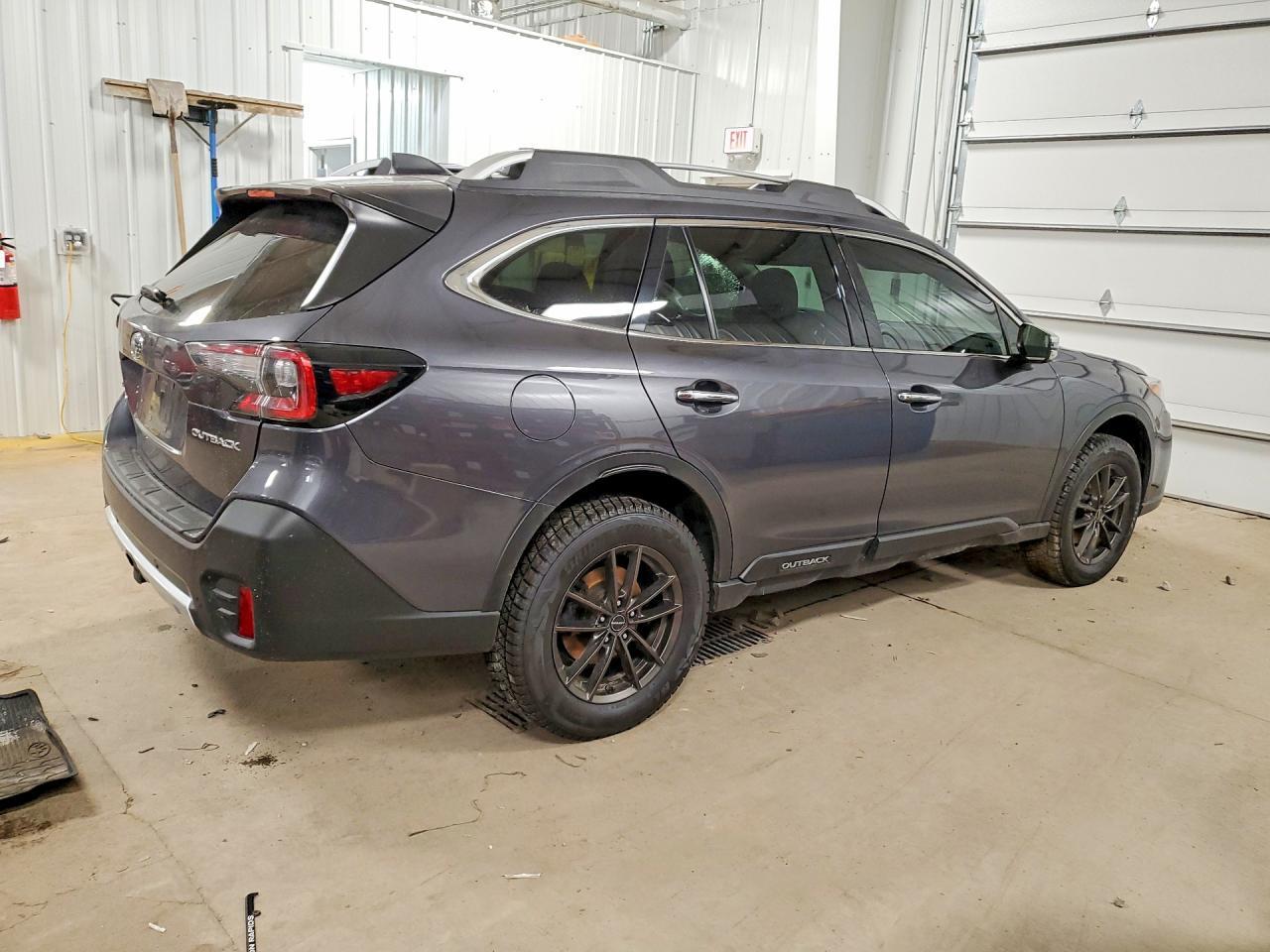 2022 Subaru Outback Touring - Фото 3