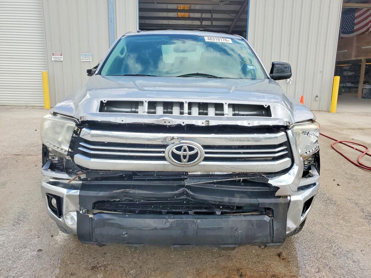 2016 Toyota Tundra Sr5 - Image 5