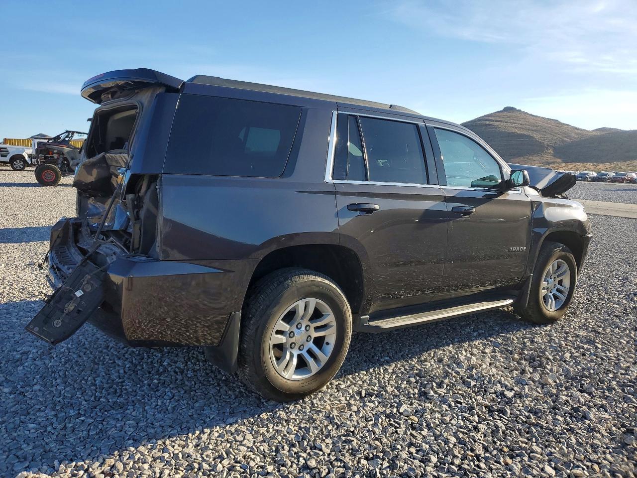 2017 Chevrolet Tahoe K1500 Ls - Фото 3