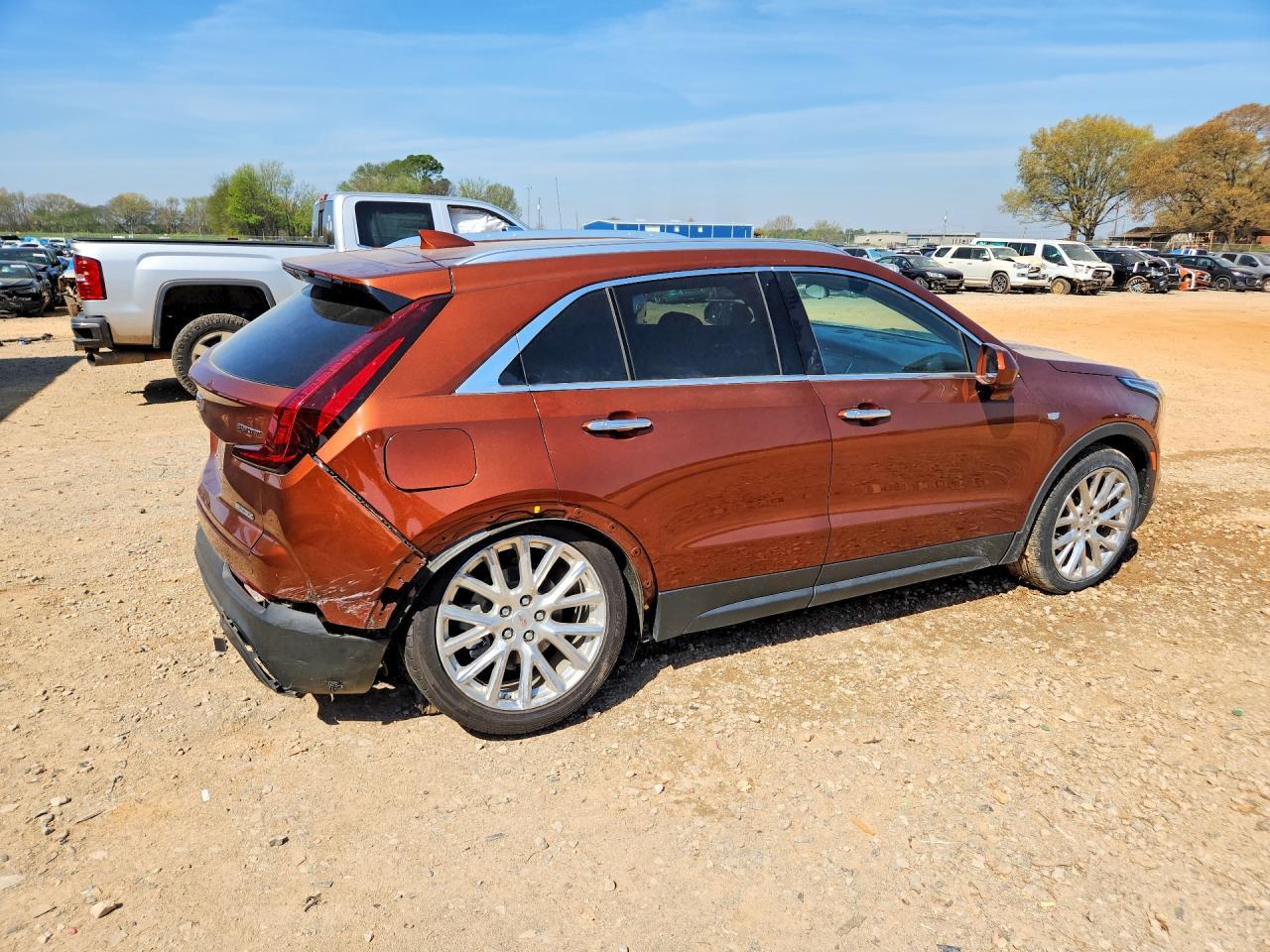 2020 Cadillac Xt4 Luxury - Фото 3