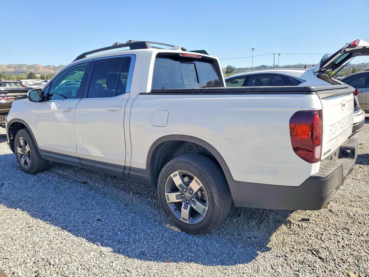 2025 Honda Ridgeline Rtl - Image 2