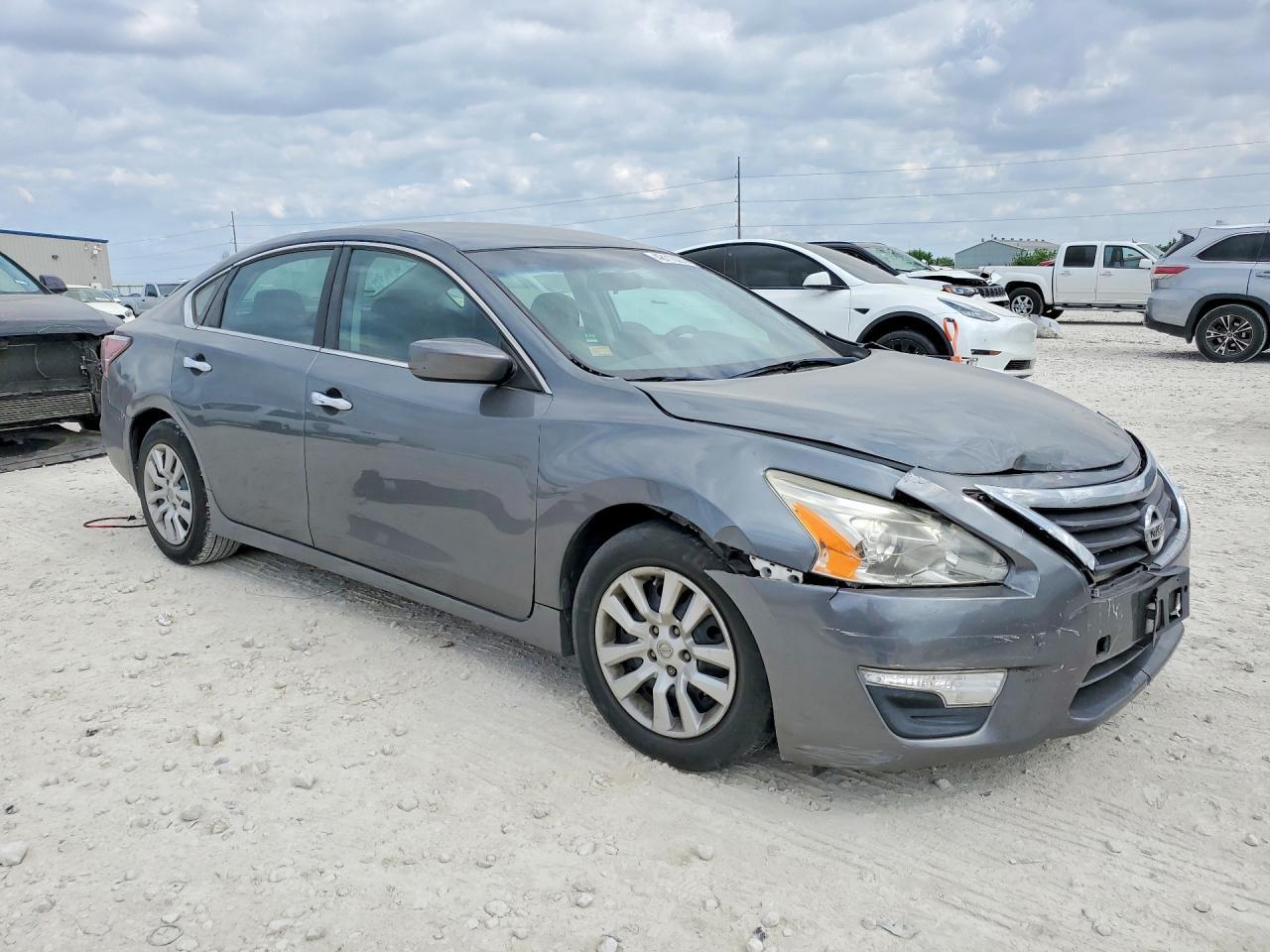 2014 Nissan Altima 2.5 S - Фото 4