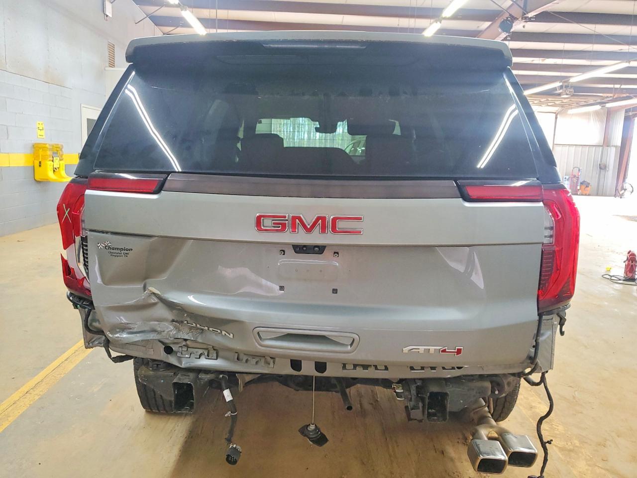 2025 GMC Yukon At4 Ultimate - Фото 6