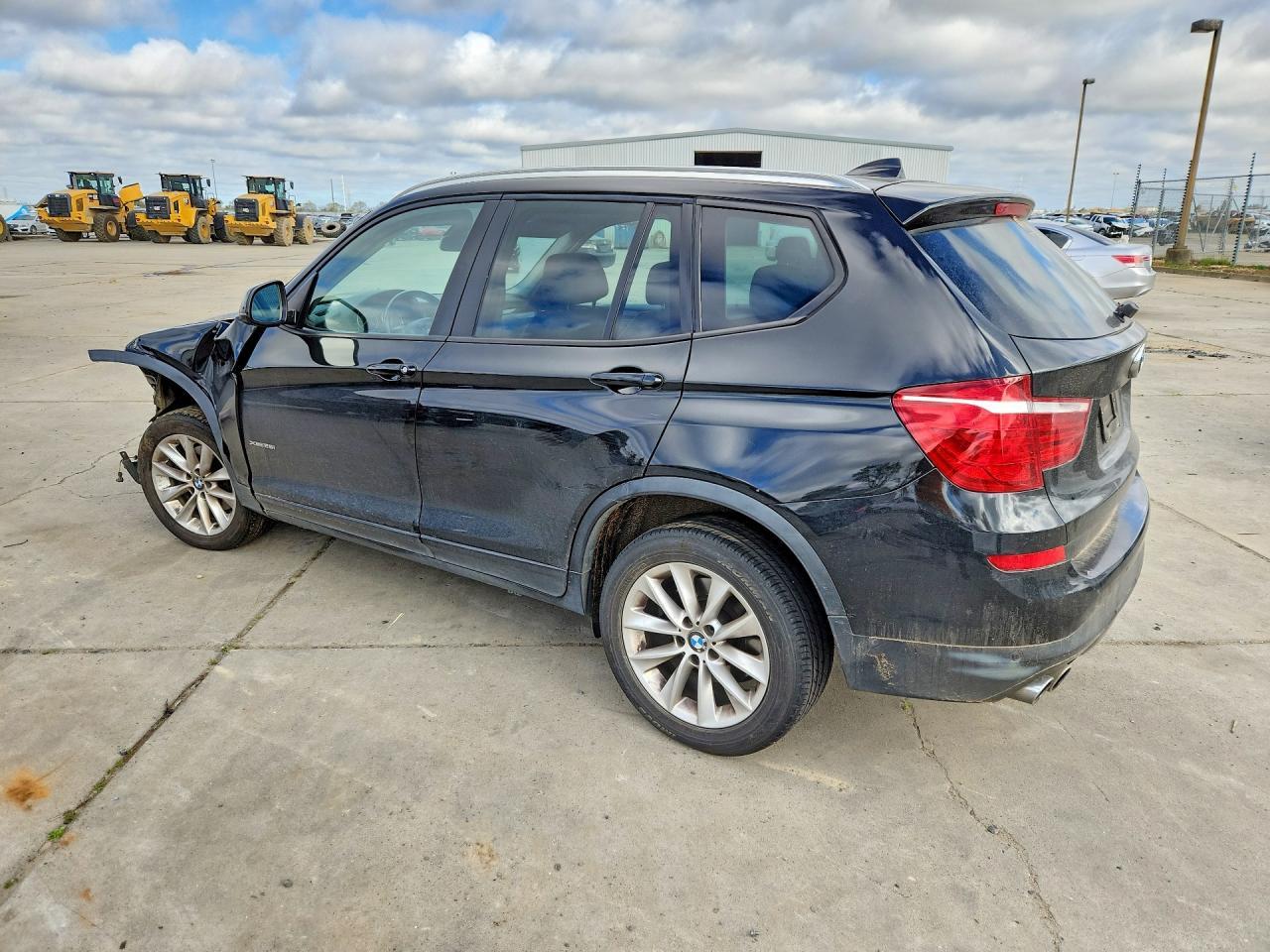 2017 BMW X3 xDrive28I - Фото 2