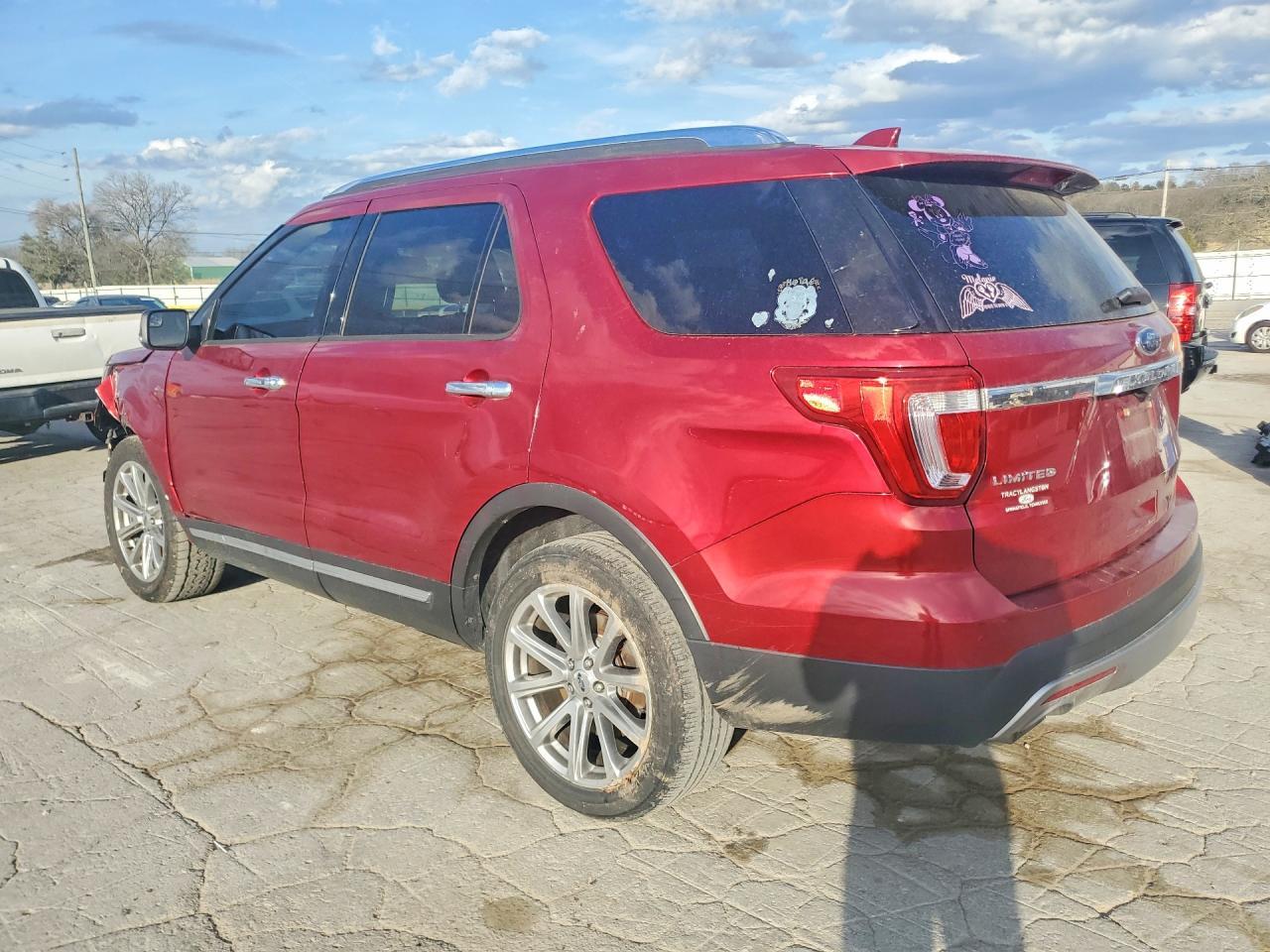 2017 Ford Explorer - Image 2