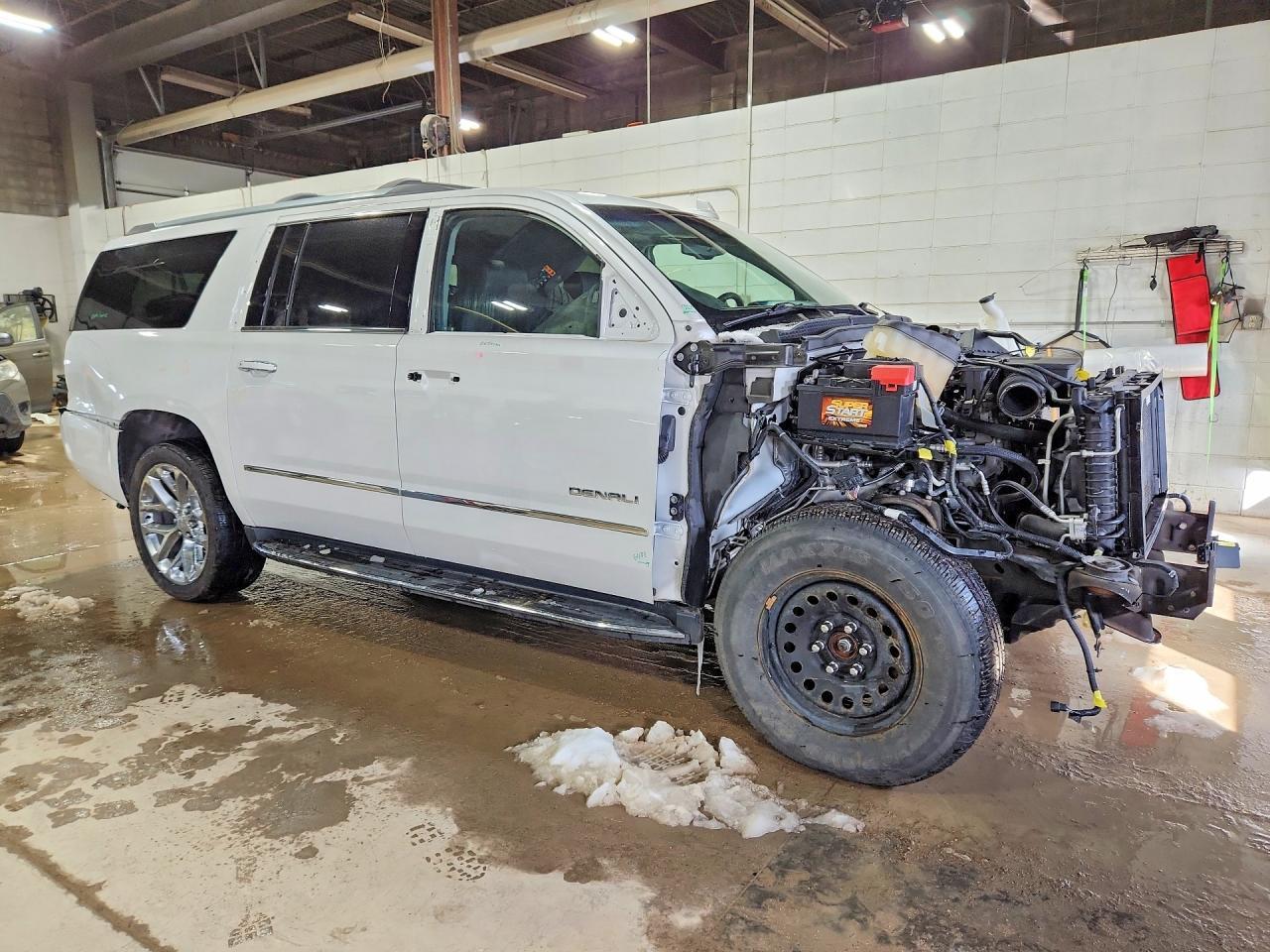 2020 GMC Yukon Xl Denali - Фото 4