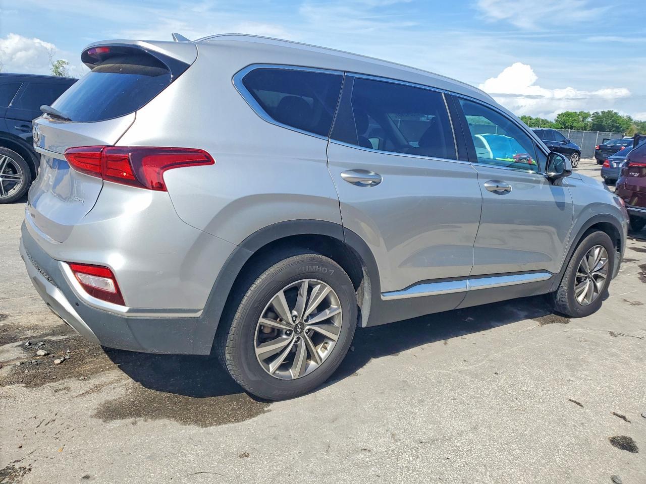 2020 Hyundai Santa Fe Sel - Image 3