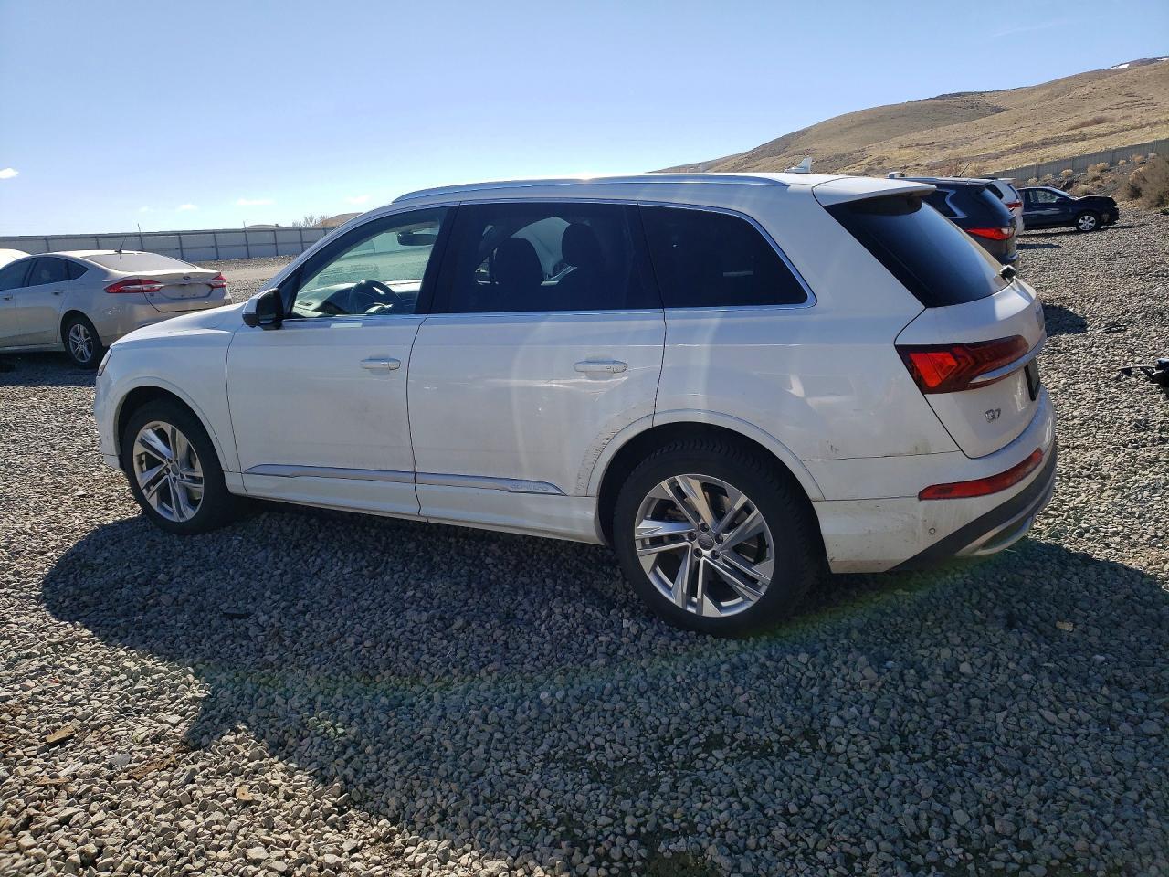 2020 Audi Q7 Premium Plus - Фото 2