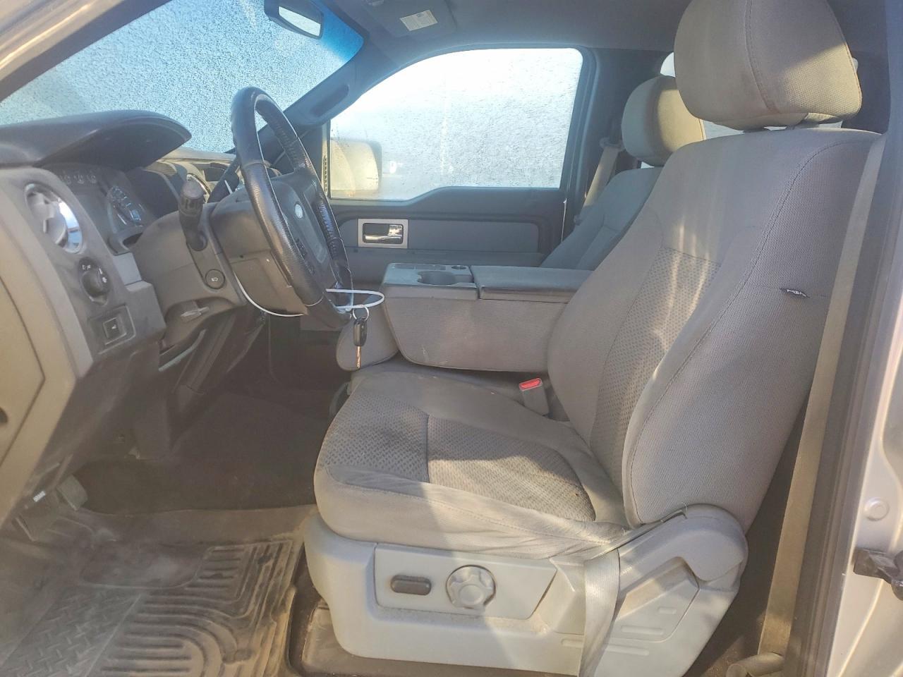 2011 Ford F150 Supercrew - Image 7