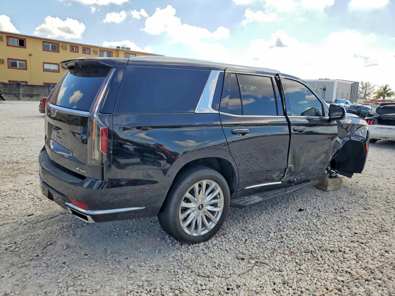 2024 Cadillac Escalade Luxury - Фото 3