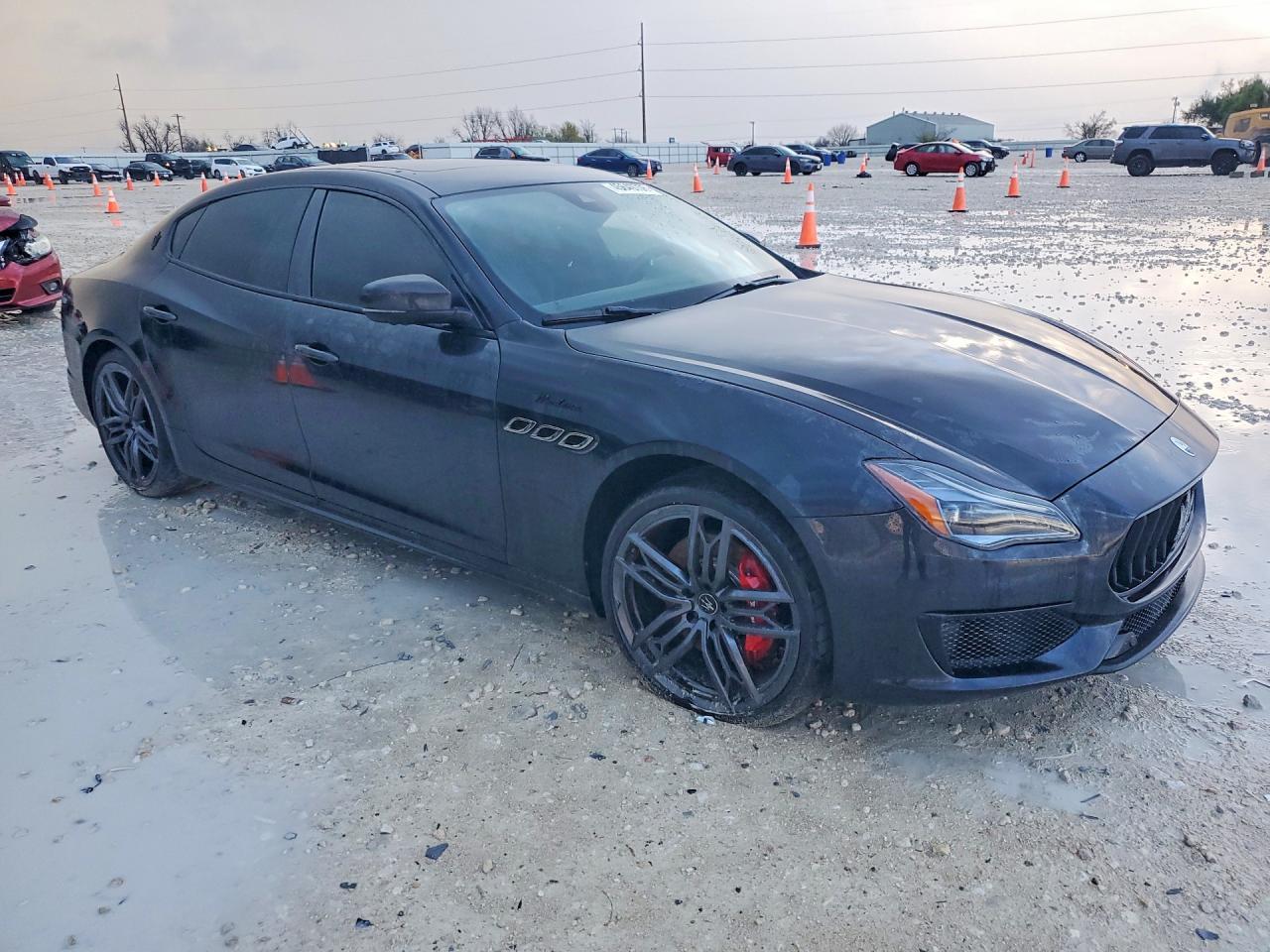 2022 Maserati Quattroporte Modena - Image 4