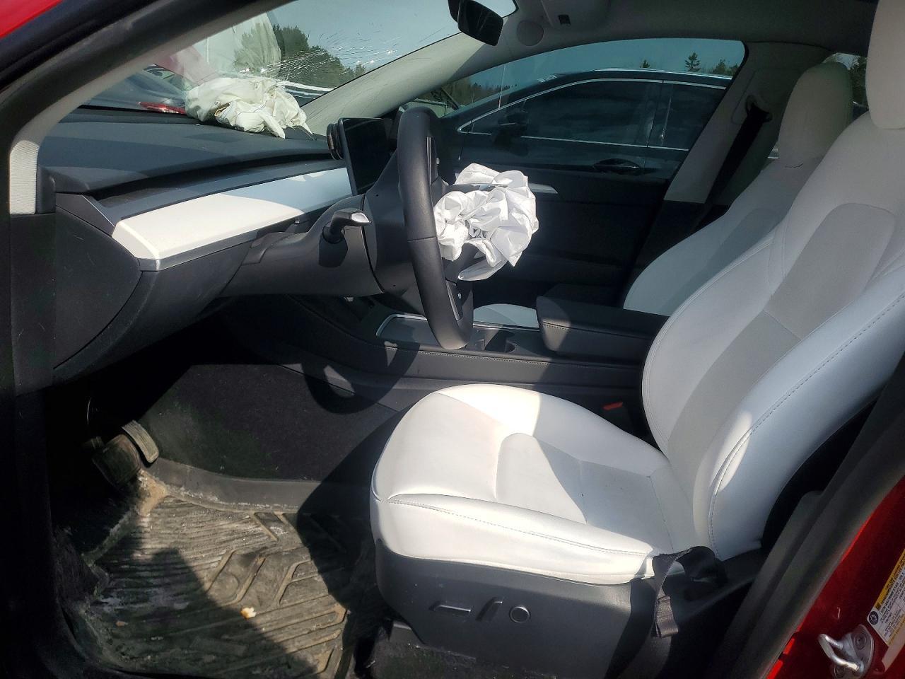 2023 Tesla Model Y - Фото 7