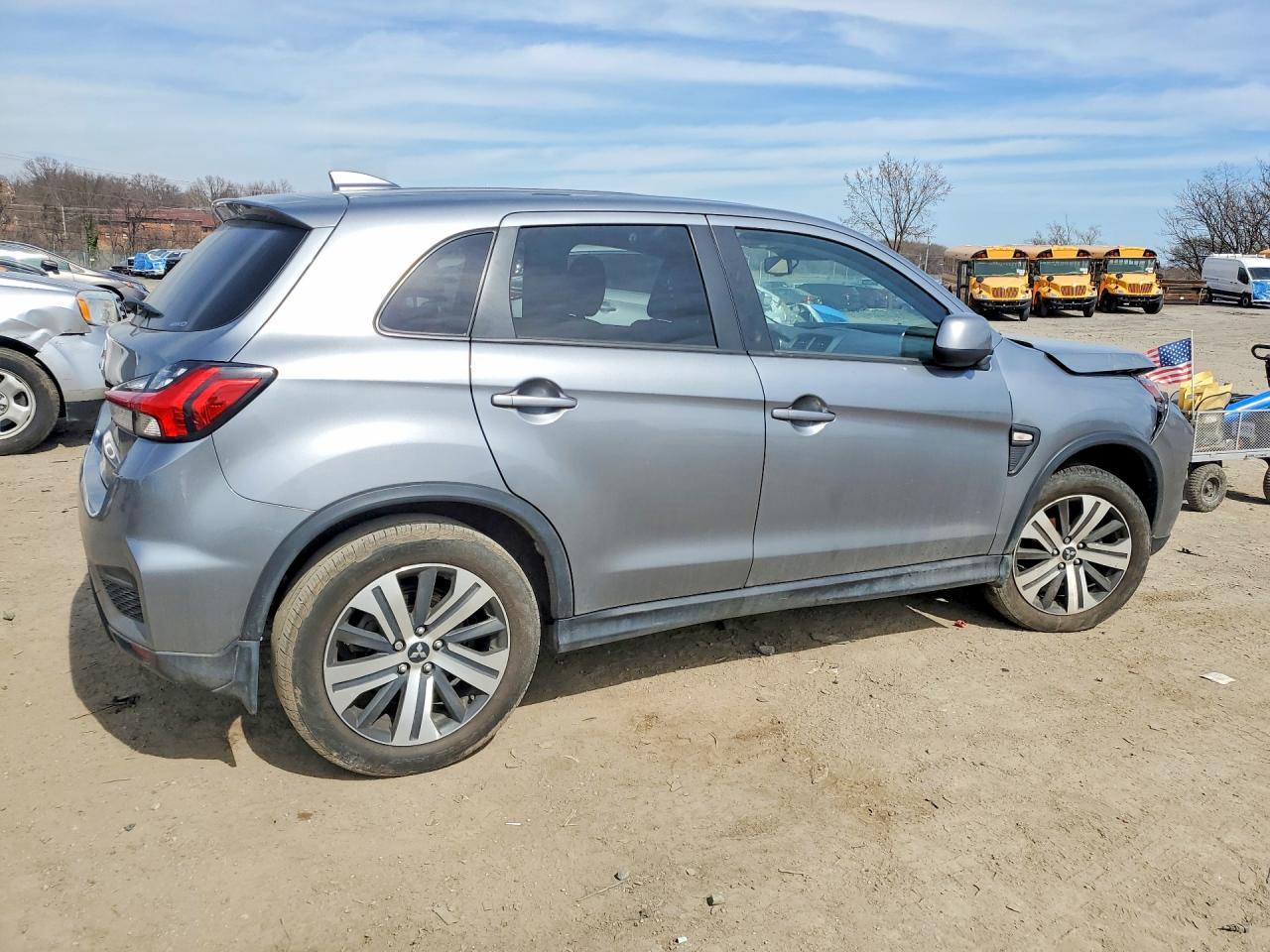 2024 Mitsubishi Outlander Sport S - Image 3