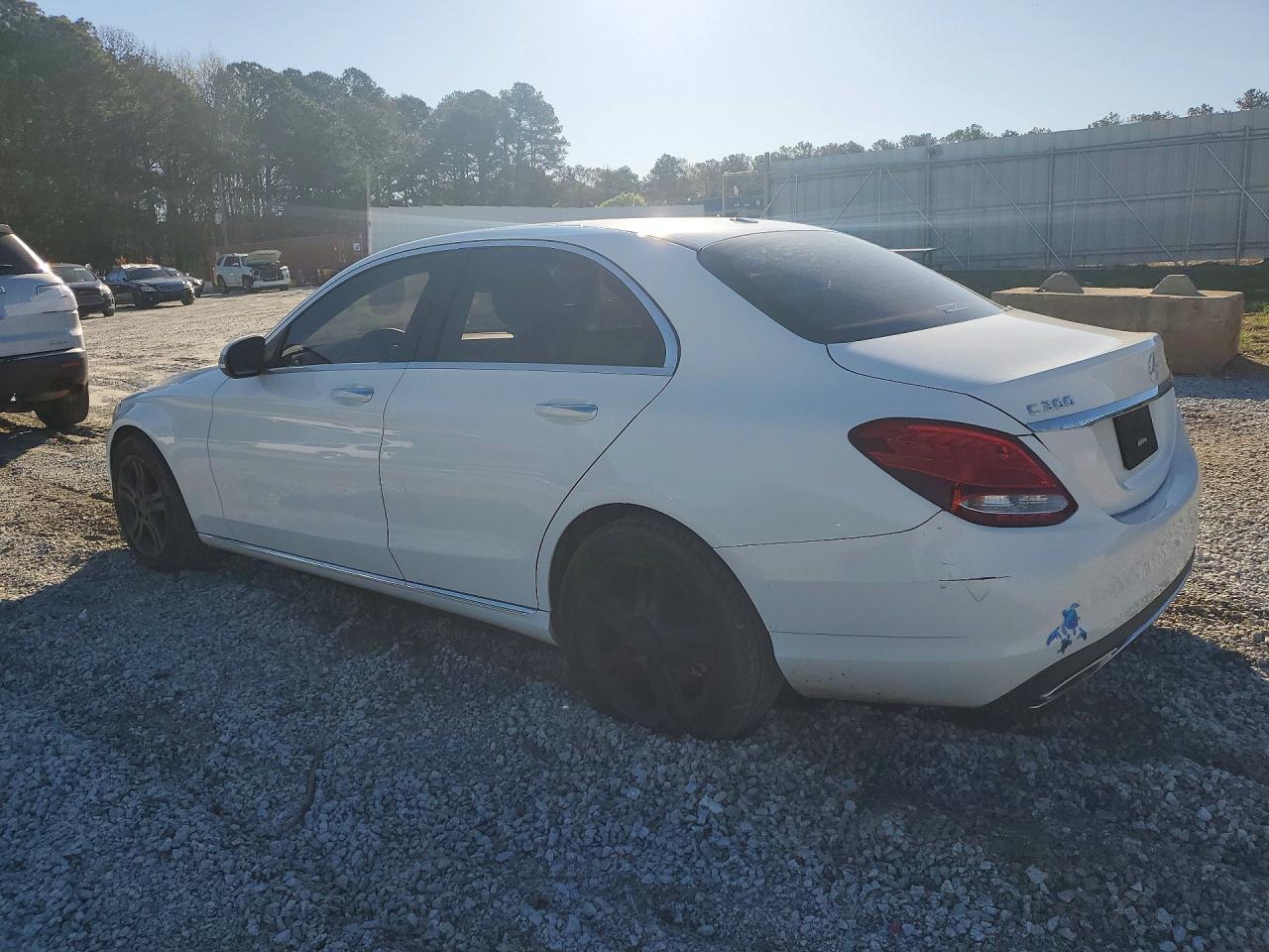 2016 Mercedes-Benz C 300 - Фото 2
