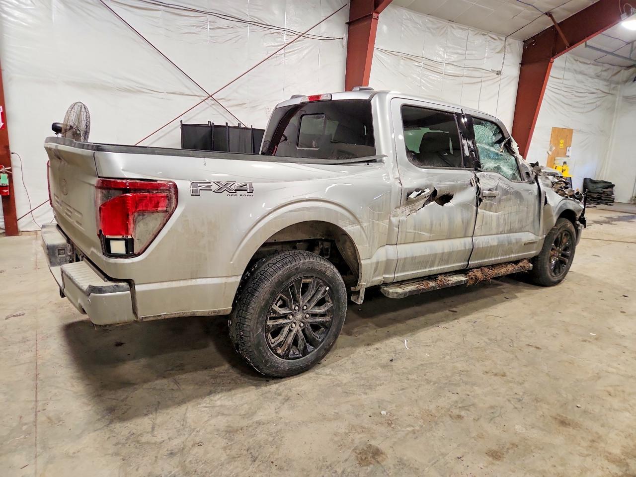 2025 Ford F150 Xlt - Фото 3