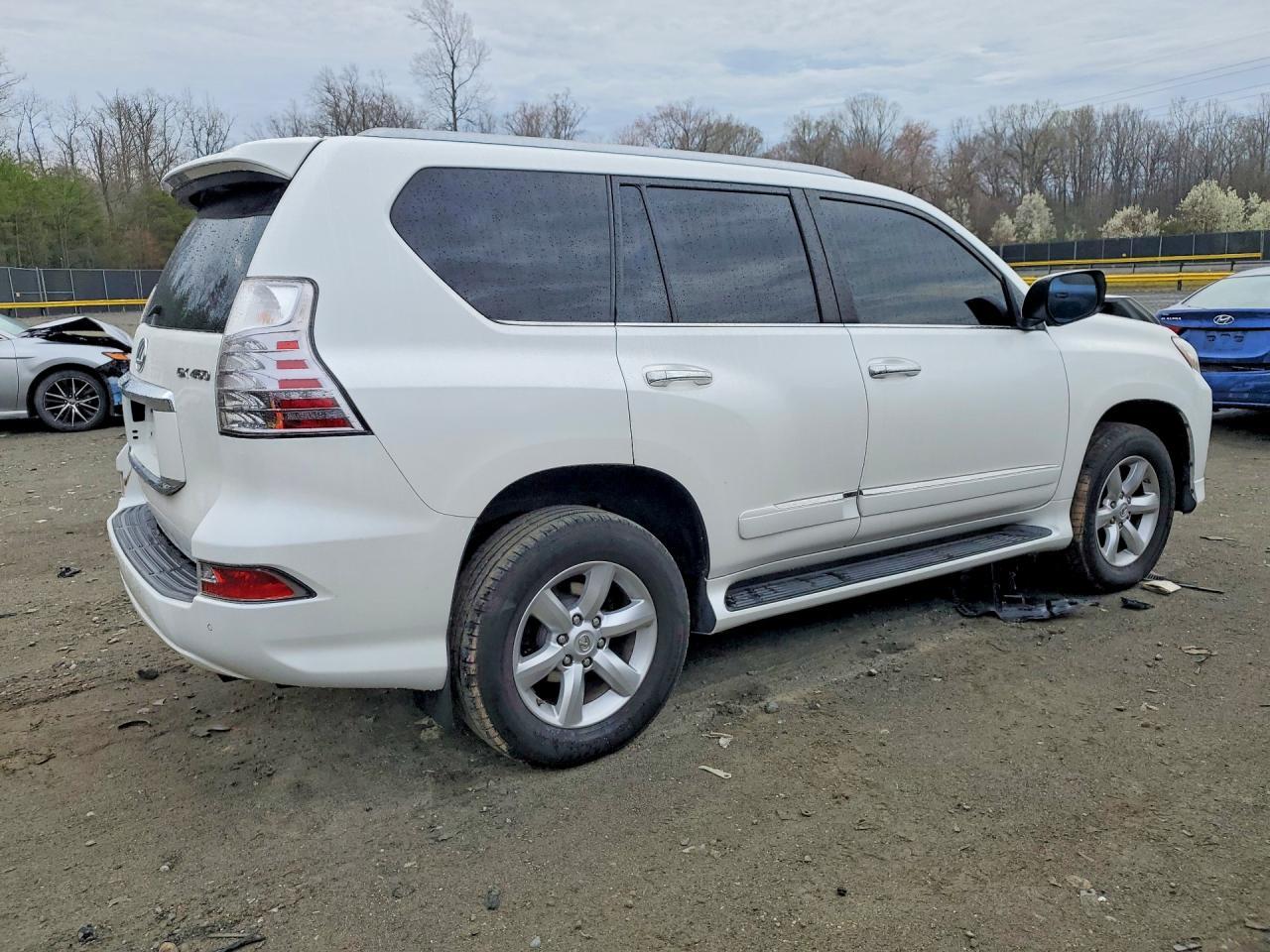 2018 Lexus Gx 460 Base - Фото 3