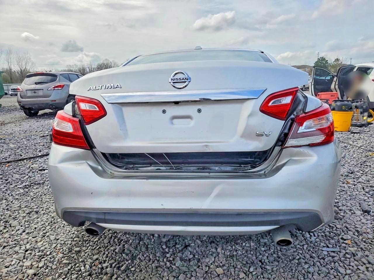 2017 Nissan Altima 2.5 Sv - Image 6