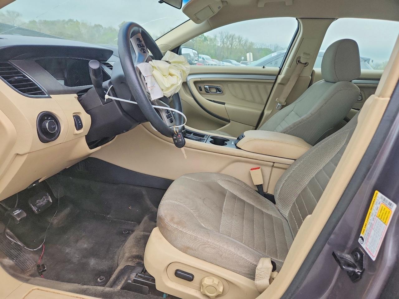 2014 Ford Taurus Se - Image 7