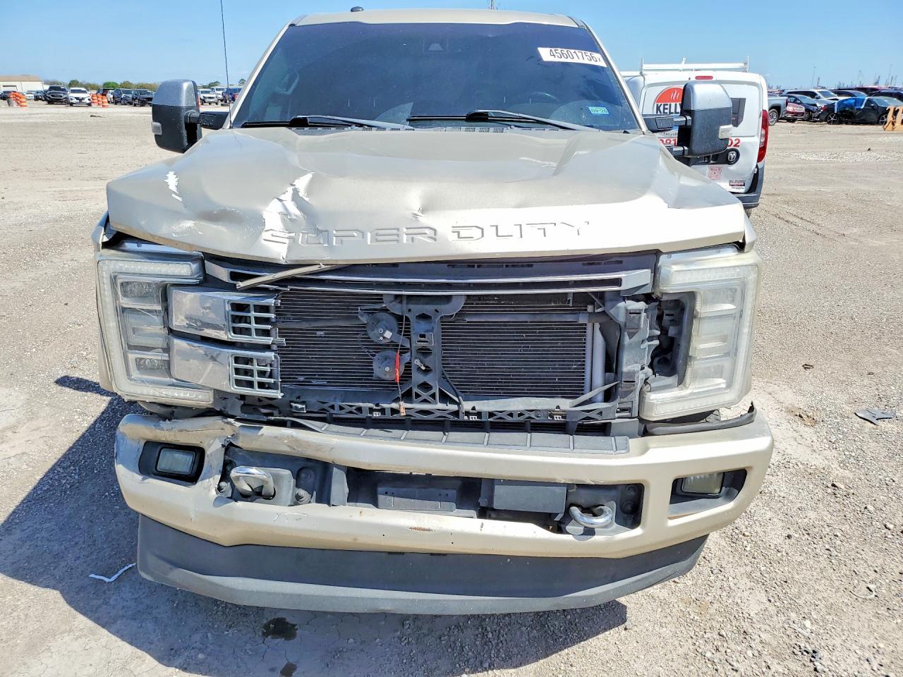 2017 Ford F250 Super Duty - Фото 5