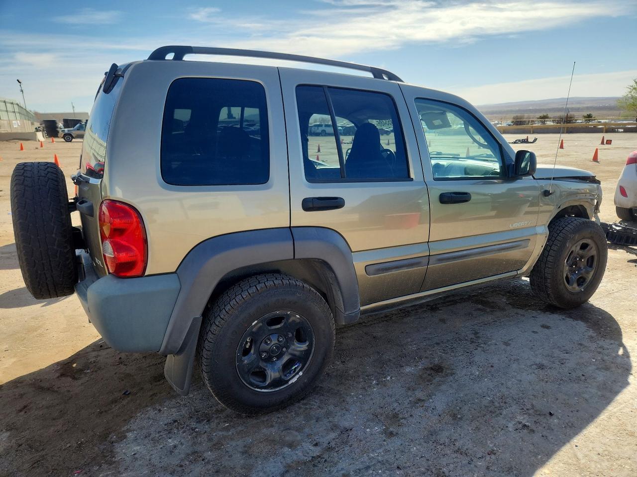 2004 Jeep Liberty Sport - Фото 3