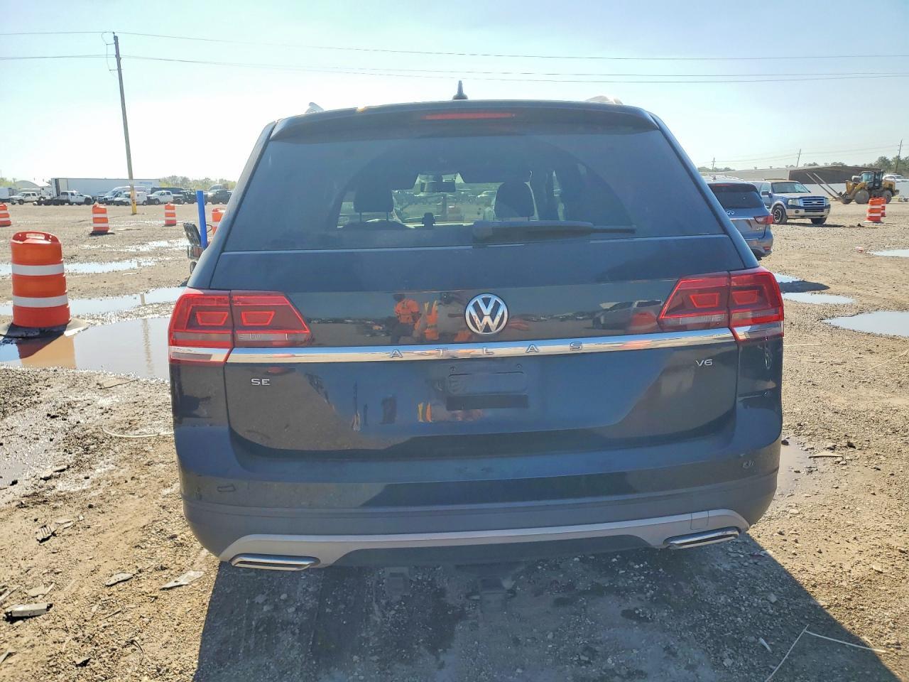 2018 Volkswagen Atlas Se - Фото 6