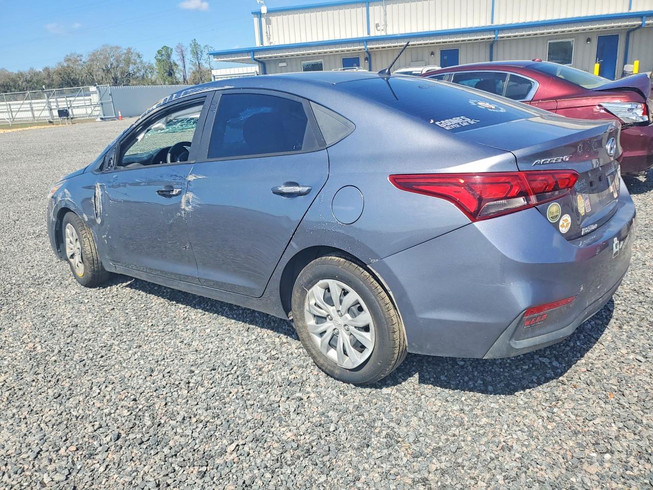 2018 Hyundai Accent - Фото 2