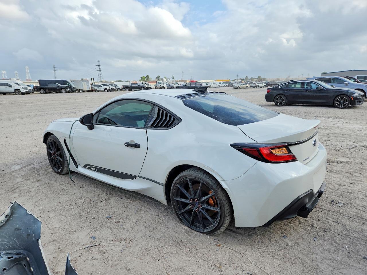 2025 Subaru Brz Ts - Фото 2