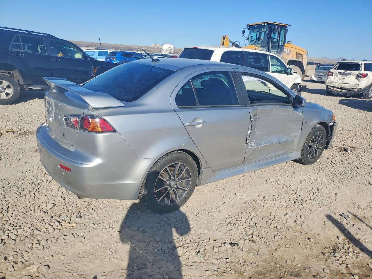 2016 Mitsubishi Lancer Es - Фото 3