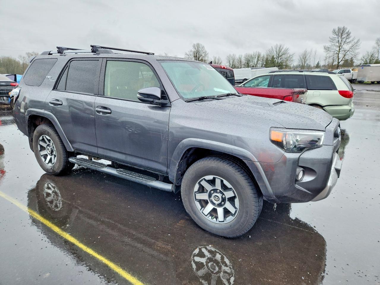 2018 Toyota 4Runner Trd Off-Road Premium - Image 4