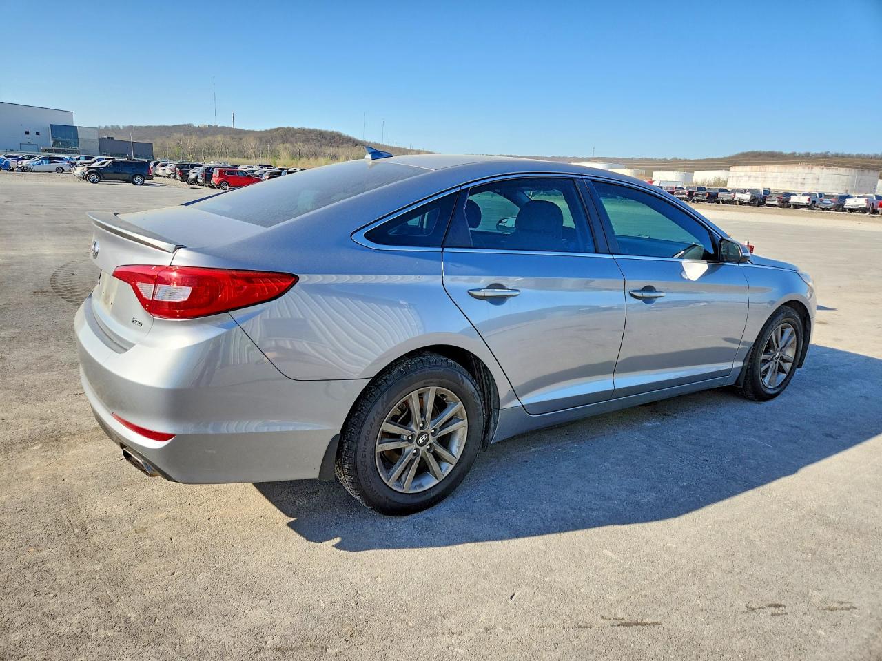 2015 Hyundai Sonata Eco - Фото 3