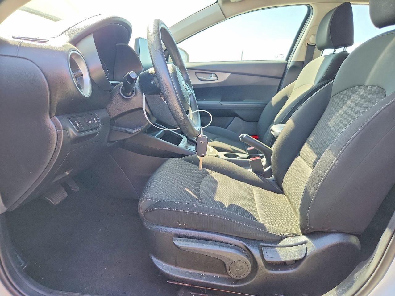 2021 Kia Forte Lxs - Image 7