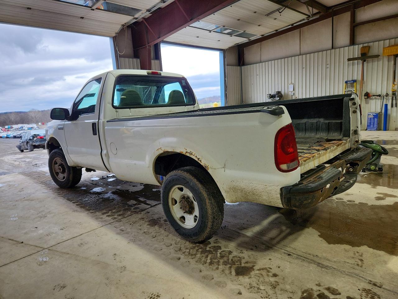 2005 Ford F250 - Фото 2