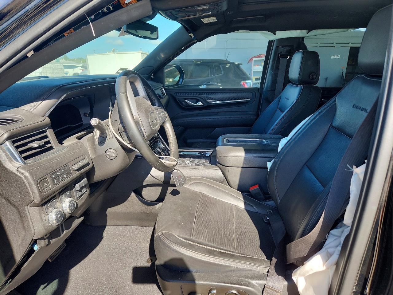 2023 GMC Yukon Xl Denali - Фото 7