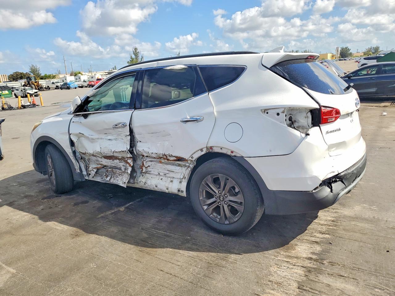 2015 Hyundai Santa Fe Sport 2.4L - Фото 2