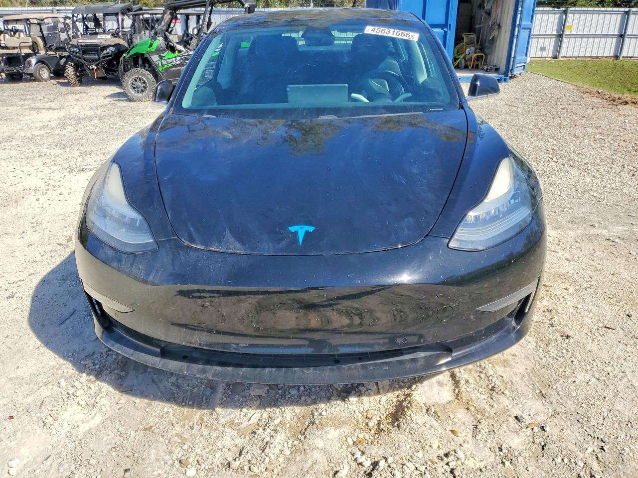 2019 Tesla Model 3 - Фото 5
